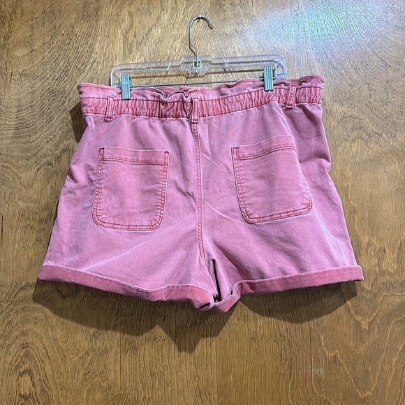 Loft Elastic Paper Bag Waist Optional Rolled Cuff Shorts Size XL - EUC - Picture 2 of 4